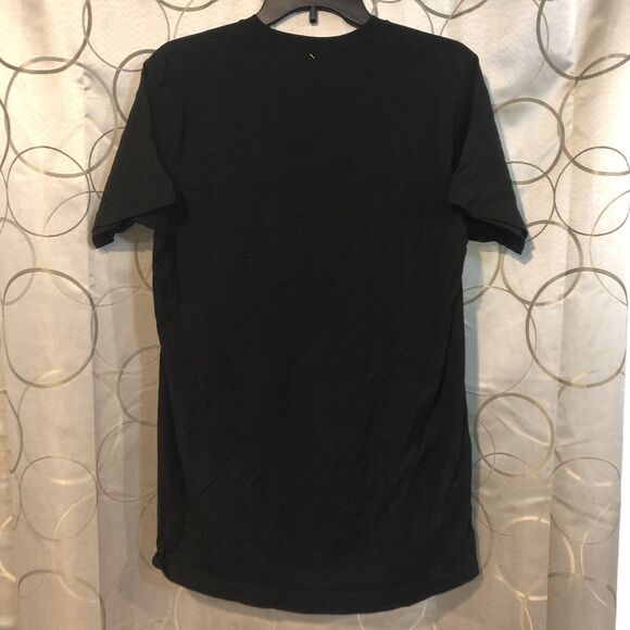 Haikyuu!! Karasuno High School Volleyball Team Black Anime M T-Shirt BoxLunch - Picture 4 of 6